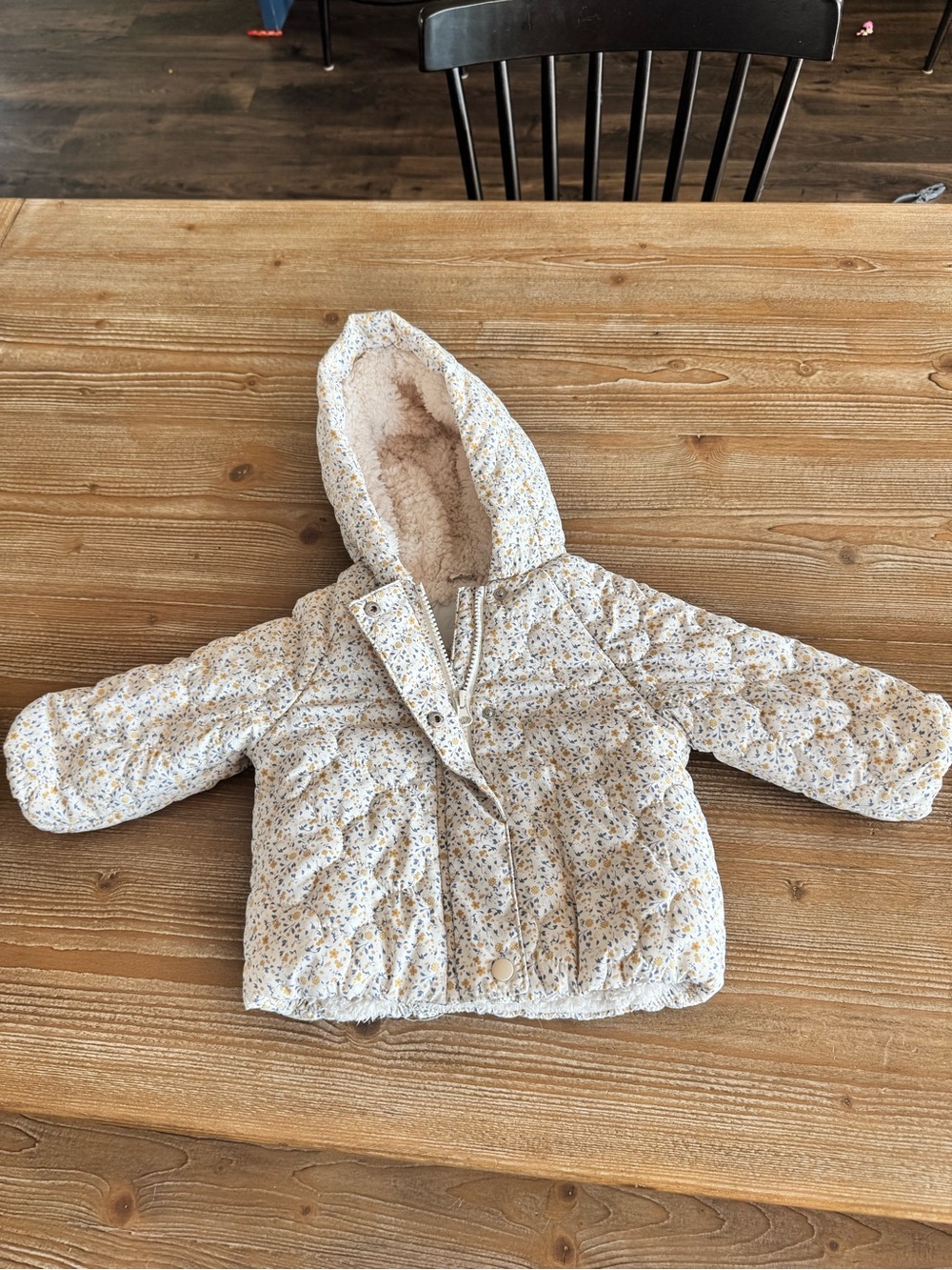 Zara Cream Quilted Hooded Jacket with Floral Print